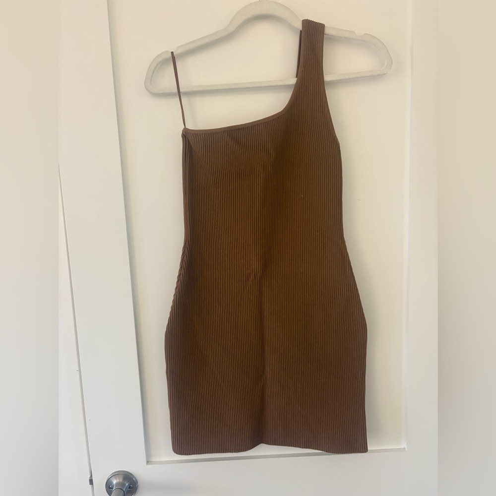 Babaton | Aritzia Sculpt Knit One-shoulder mini bodycon Dress gold brown XS - Picture 6 of 12
